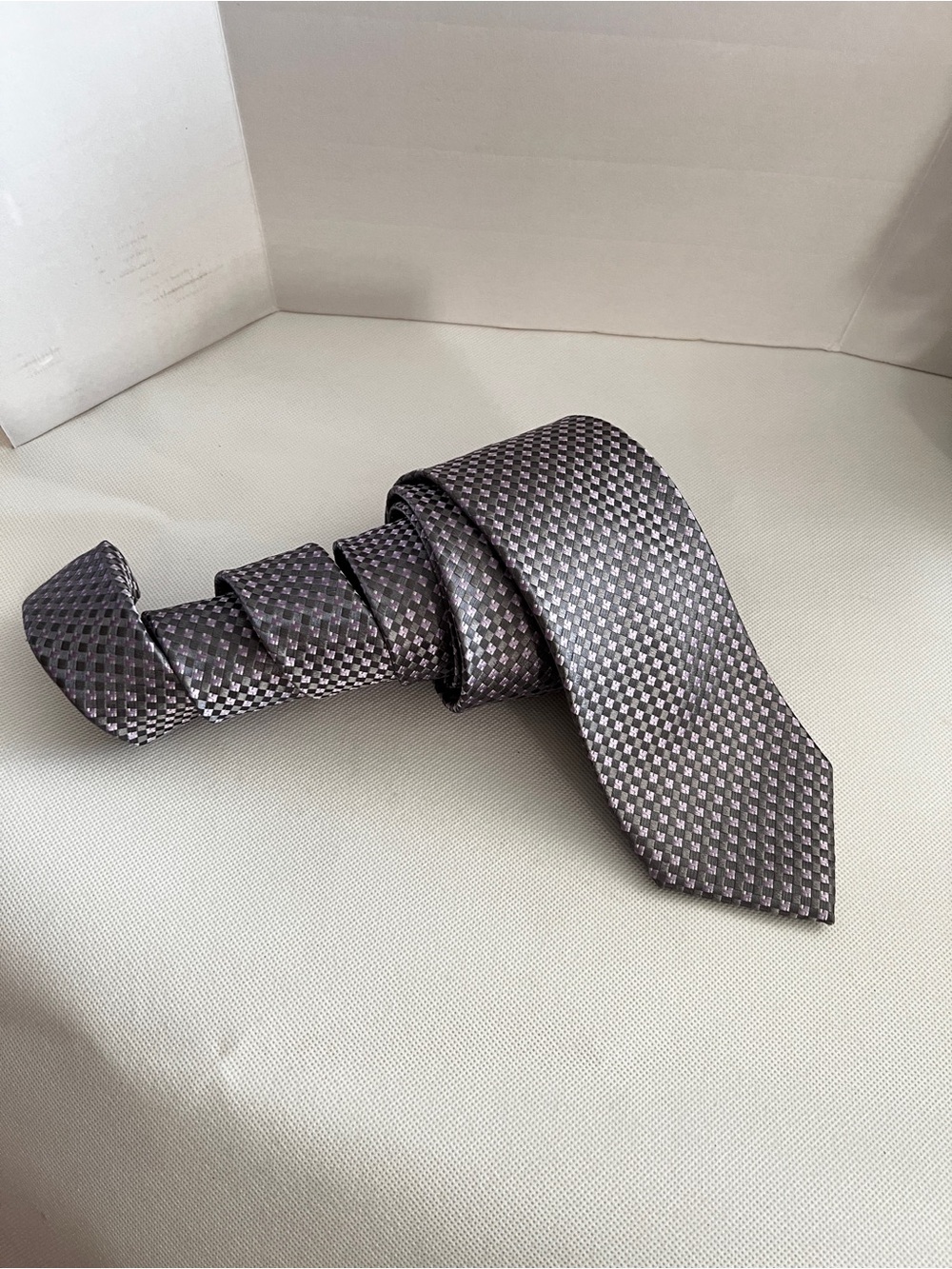 Michael Michael Kors Silk Neck-Tie Checkered Purple Gray Size 3.5" X 59"